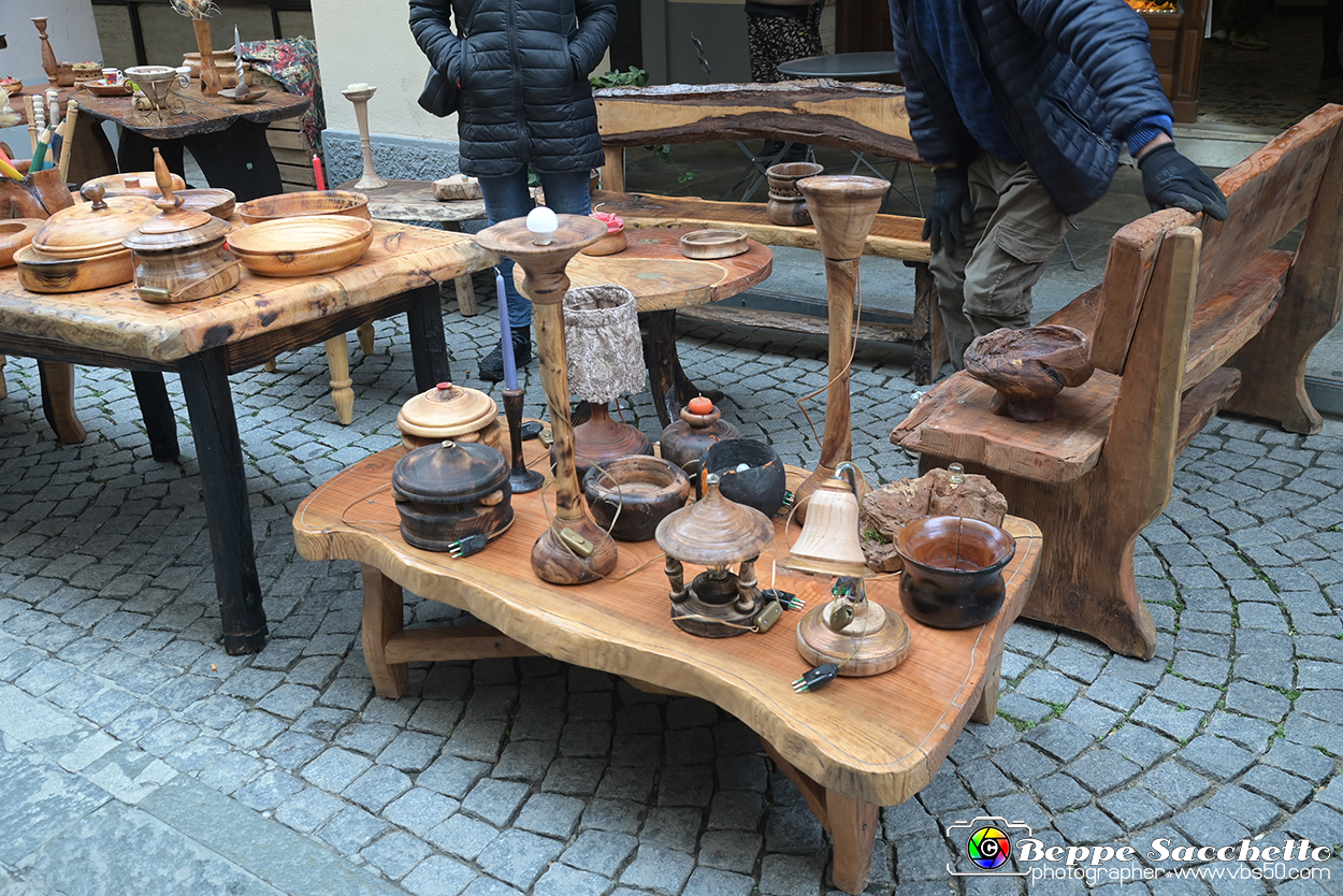 VBS_6638 - Mercatino dell'Antiquariato e dell'Hobbismo - Ottobre 2023.jpg